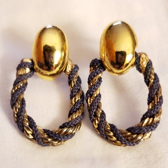 Jewelry - NAVY & GOLD TWISTED ROPE EARRINGS ☆ NWOT